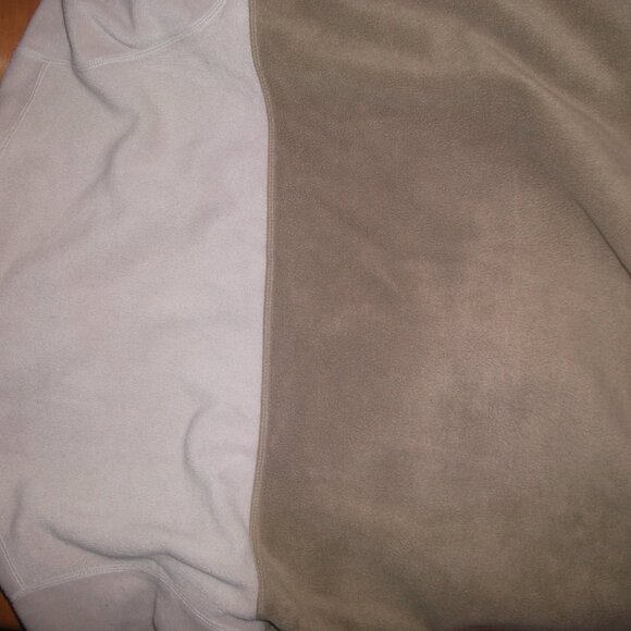 Uniqlo Half-Zip Pullover Oversized - Picture 3 of 5